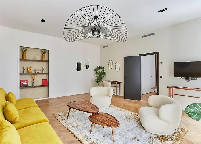 Apartement Place Vendome By Studioprestige