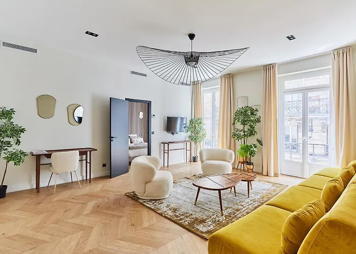 Apartement Place Vendome By Studioprestige